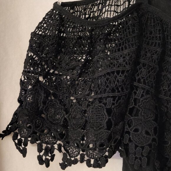 URBAN GIRL BLACK LACE OFF SHOULDER TOP SIZE SMALL - Picture 2 of 4